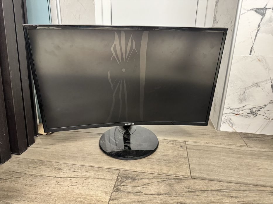 Монитор на запчасти