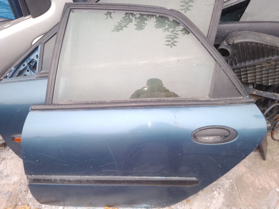 Бампер Рено лагуна 1 універсал 1.8