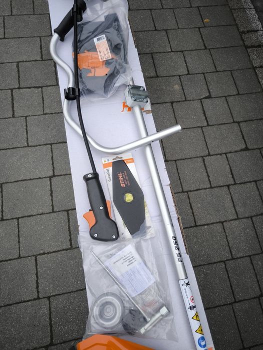 Stihl FS 250 NOWA Kosa Podkaszarka
