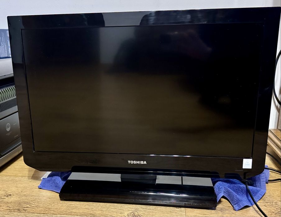 Telewizor Toshiba 26” LCD – HDMI, Dolby Digital Plus – sprawny