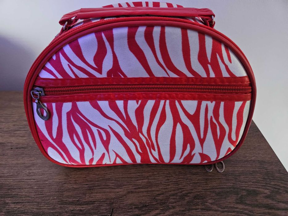 Kosmetyczka Kuferek Organizer 3w1