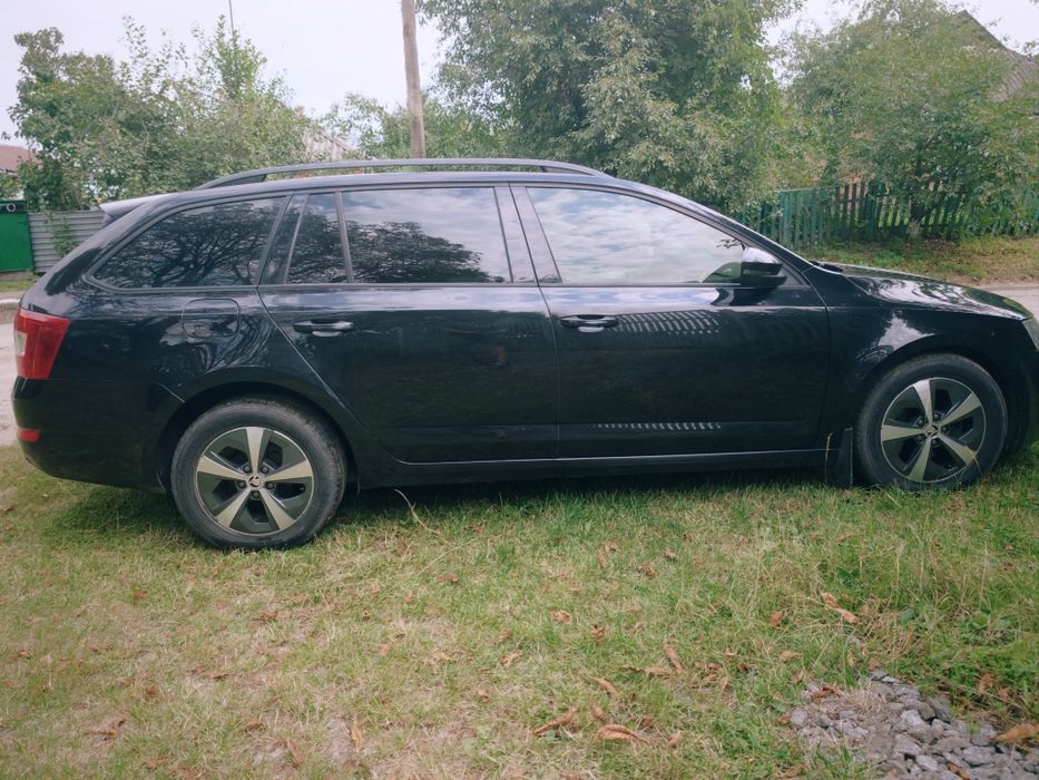 авто Skoda Octavia 2015