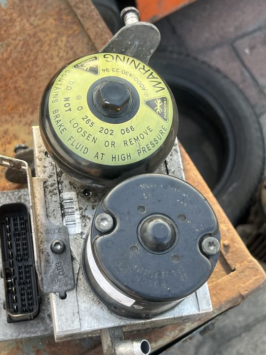 Pompa ABS SBC bosch Mercedes E-klasa W 211