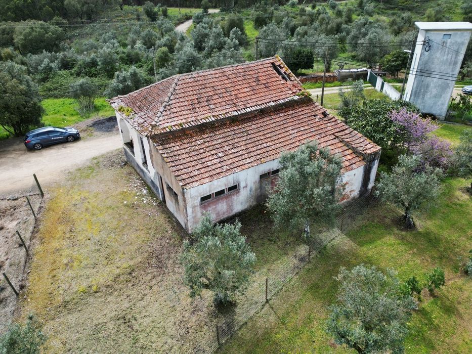 Moradia T2+1 próximo de Tomar e Castelo de Bode