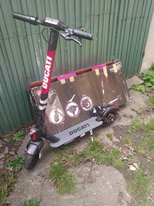 Ducati Pro II електросамокат