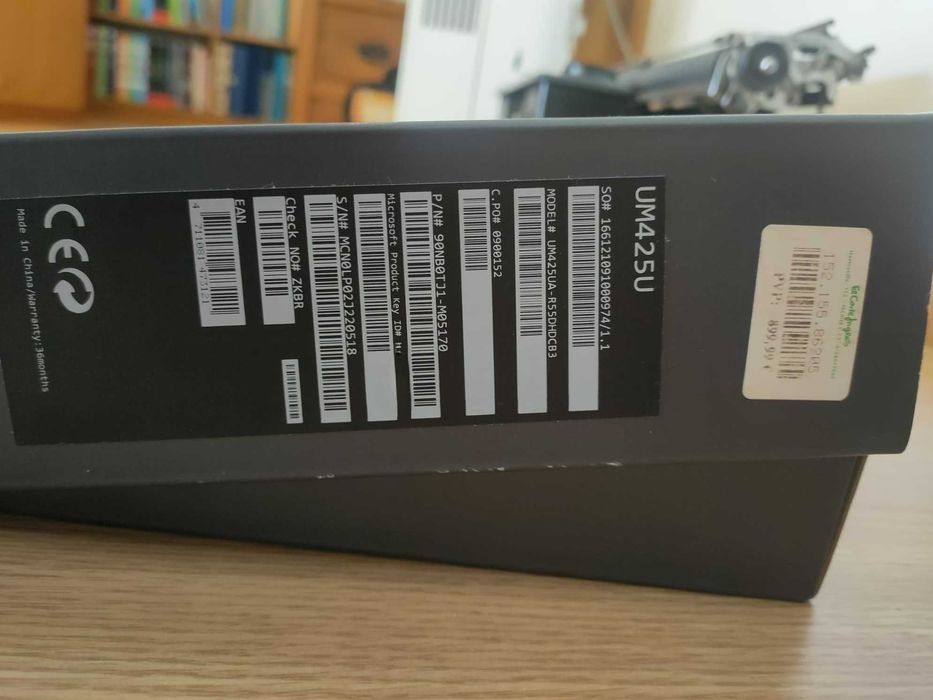 ASUS ZenBook 14 - como Novo - sem uso/caixa/com garantia