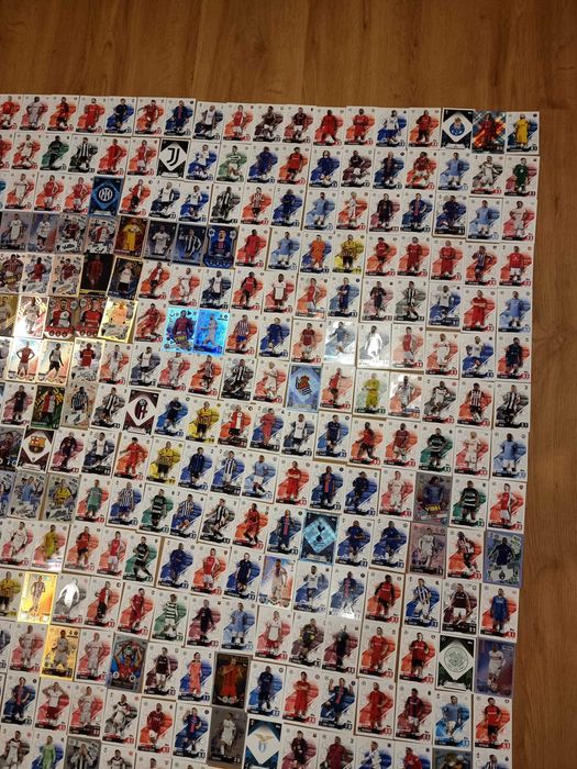 Lote de 400 Cartas Match Attax – Futebol (Topps)