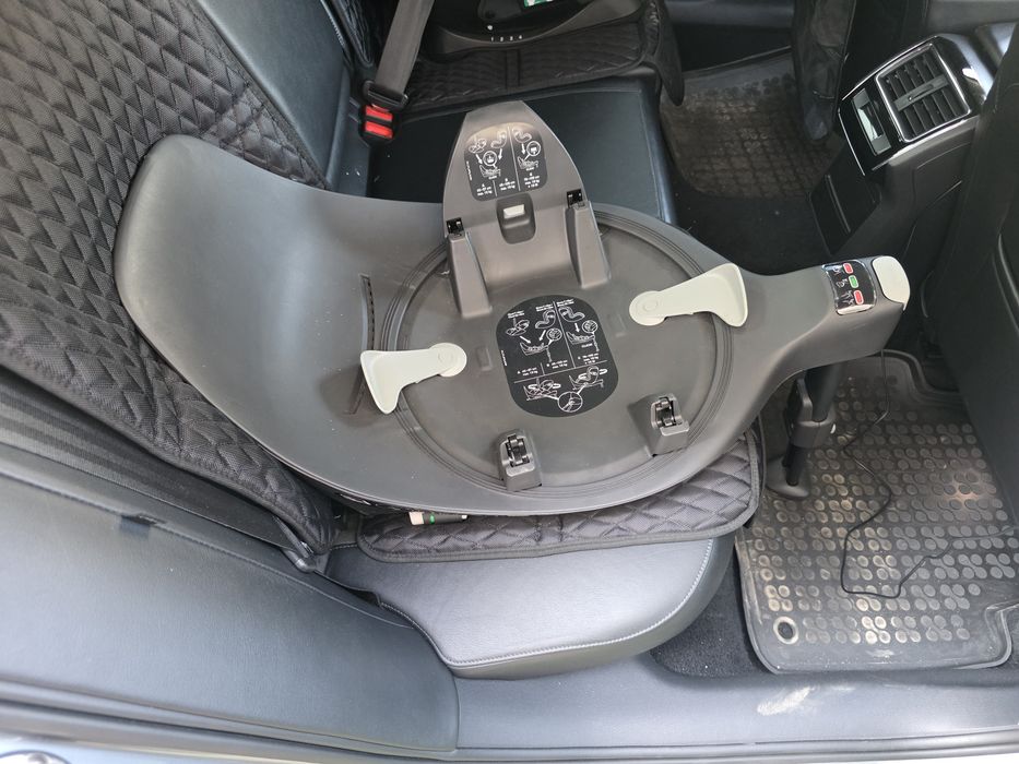 Cybex Cloud T + baza