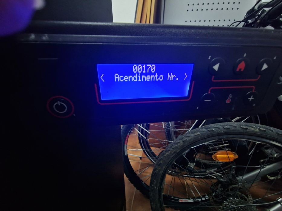 Caldeira a pellets Cadel Tile Plus WIFI - Como Nova