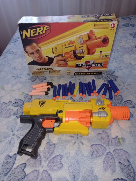 Бластер Nerf Barricade RV-10