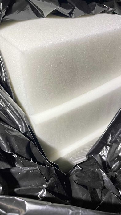 Espuma branca com 7 cm altura