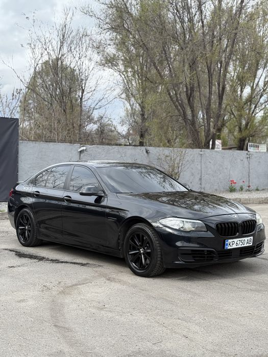 BMW F10 525 Xdrive (не крашена)