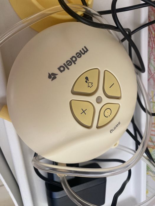 Bomba extratora de leite medela como nova