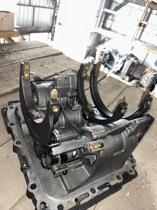 робот i shift volvo fh  по детально продається