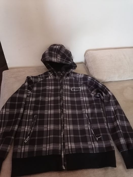 Куртка курточка ветровка демисезонная на флисе