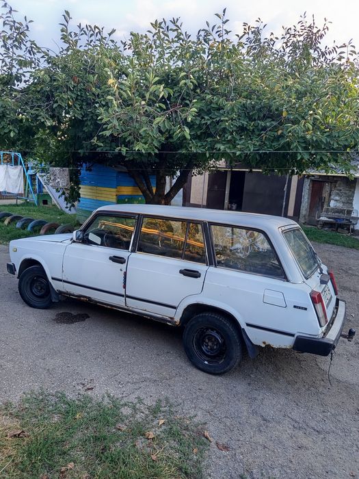 Продам ВАЗ 2104 .
