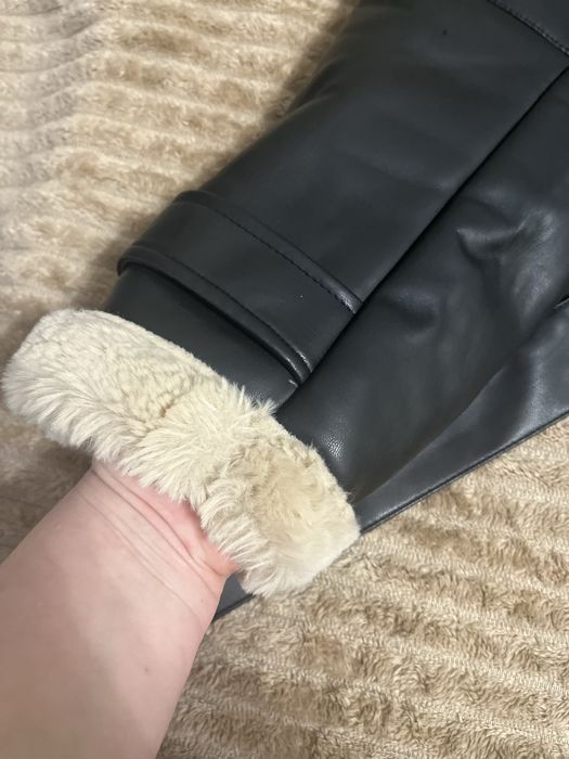 Жіноче пальто/дублянка