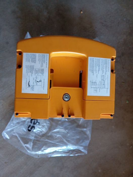 Televes- Cofre acrílico c/ ventilação