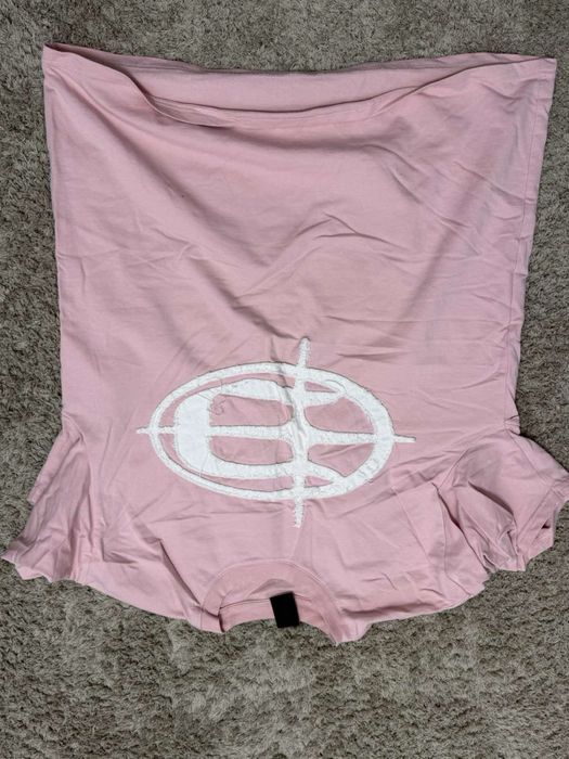 Рожева футболка розмір L