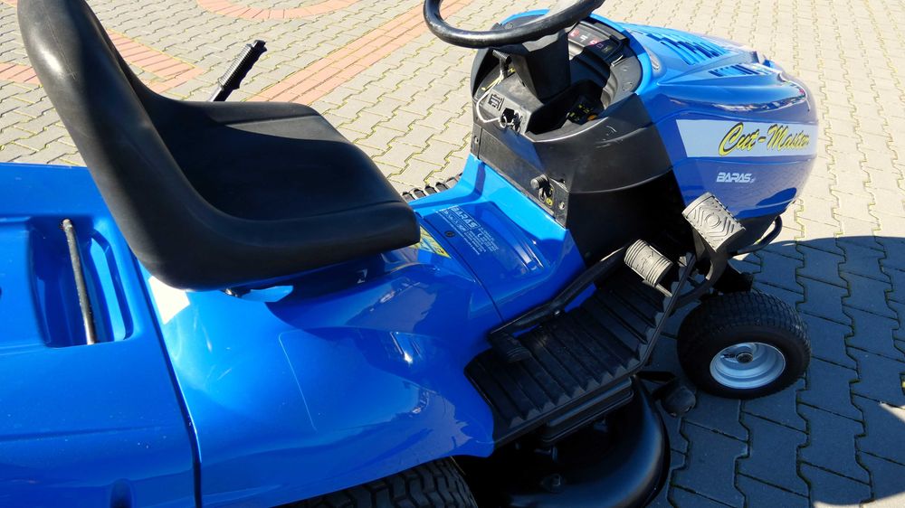 Traktorek kosiarka Castelgarden Briggs&Stratton 2 Cylindry (300901.6) - Baras