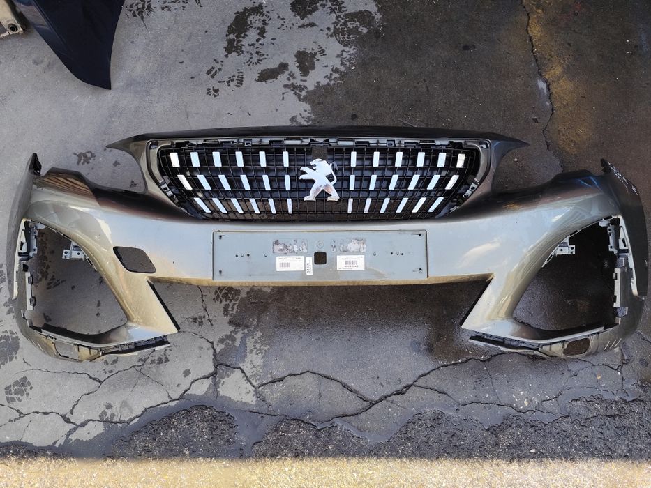 Peugeot 3008 5008 II - Para Choques Frente - PC675