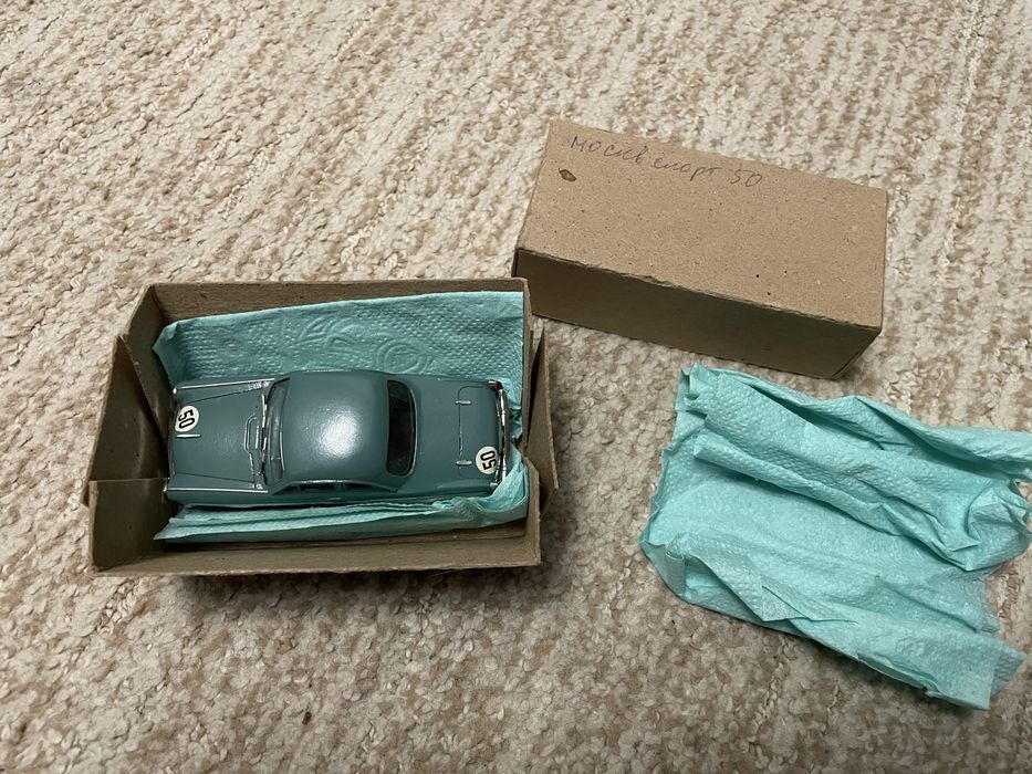 Автолегенди СССР (Vector-models) Москвич 407 купе спорт