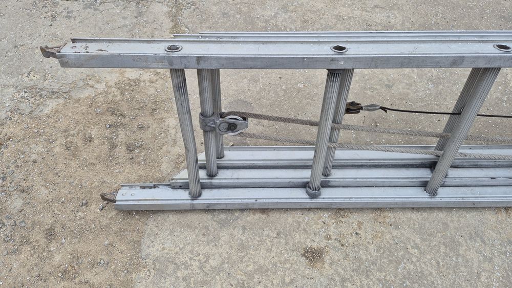 Драбина алюмінієва на канатній тязі 3×12, 12 м