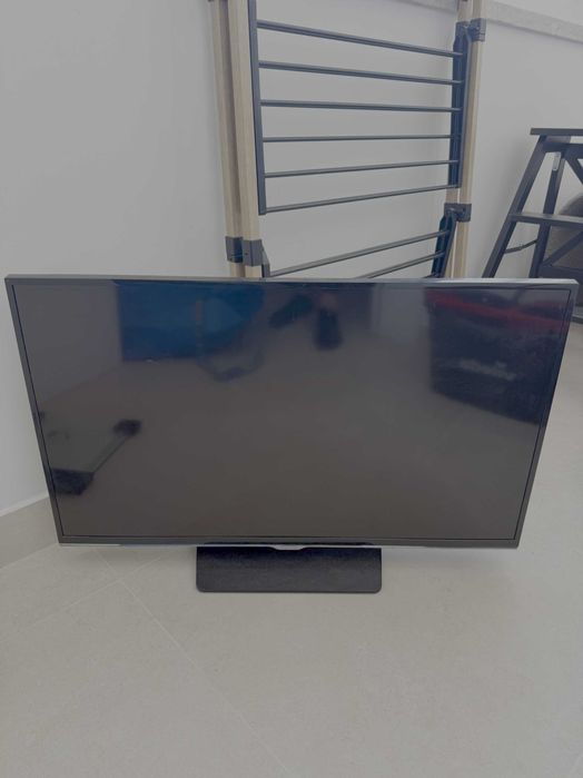 Samsung Full HD Smart TV 32"