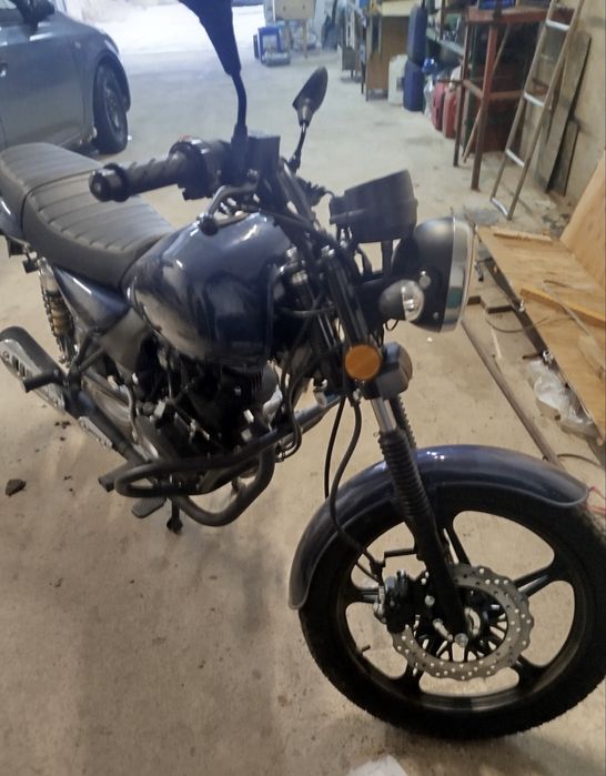 Продам майже новий мотоцикл