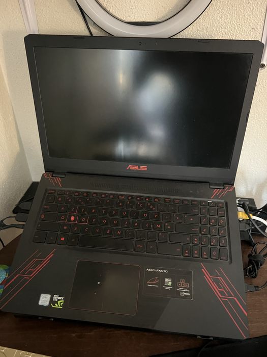 Asus FX570 usado + rato Hp