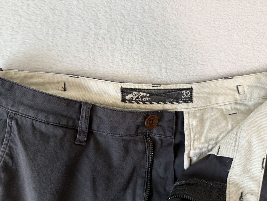 Шорти чоловічі VANS