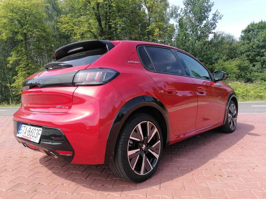Peugeot 208 GT     LED / Ambiente