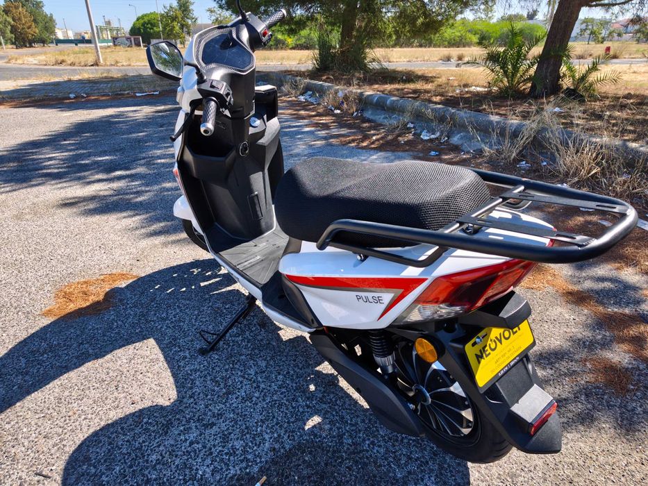 Scooter Elétrica sem carta NeoVolt Pulse