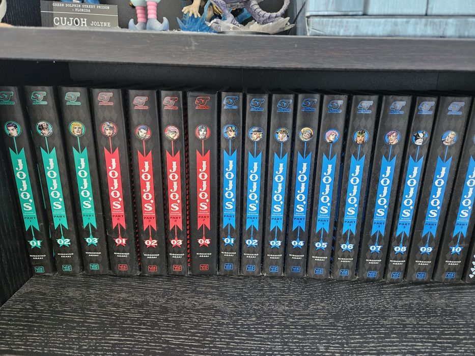 Jojo's Bizzare Adventure capa dura partes 1 á 4 completas
