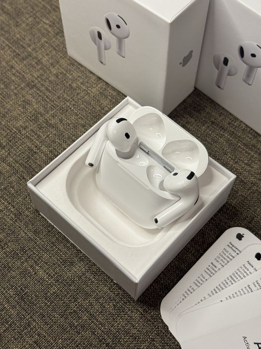 Навушники Apple AirPods 4 (ANC)