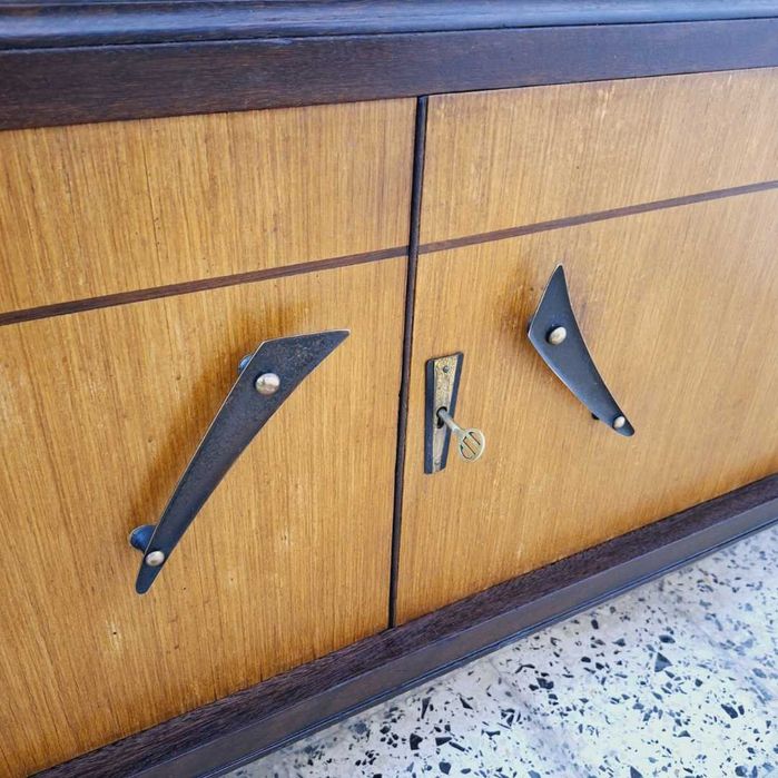 MÓVEL VITRINE VINTAGE Anos 60 - Vintage showcase