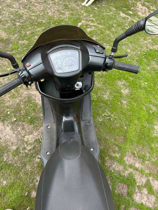 Продам скутер SUZUKI ADDRES