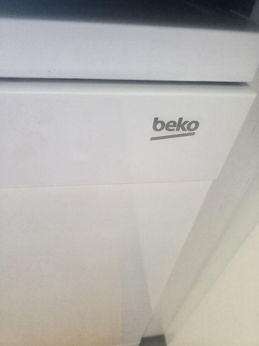 Máquina de lavar loiça Beko