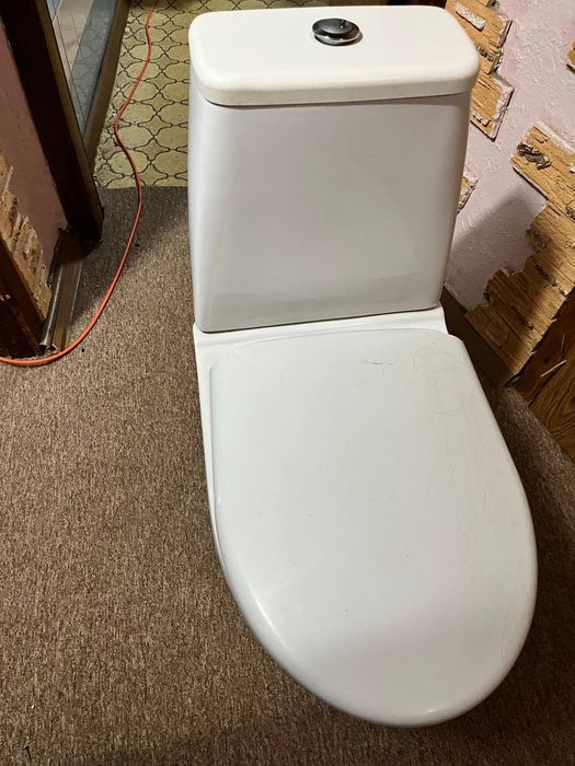 Продаж унітазу Голосіївький