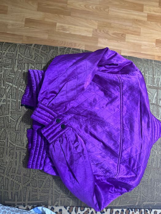 Шовкова куртка від Escada, оригінал