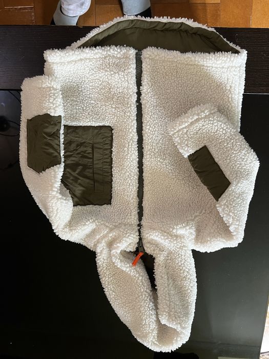 Roupa criança casacos usados