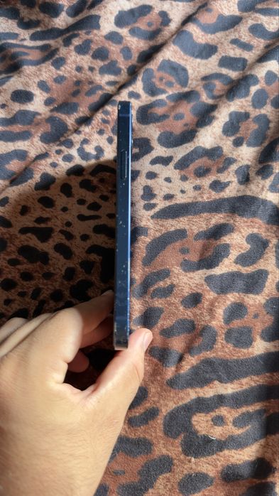 Iphone 12 azul escuro 128GB