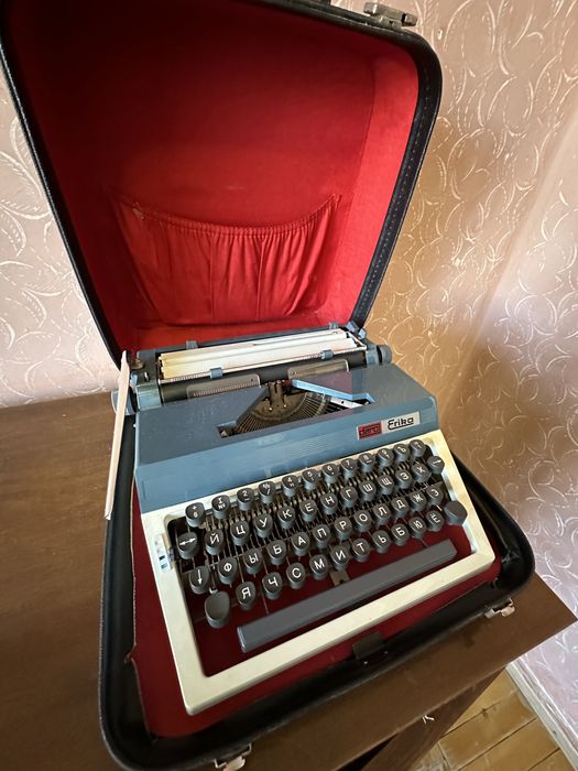 Друкарська машинка Erika 30/40 пишущая