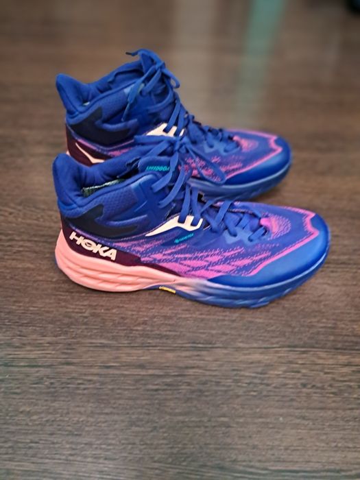 Трекінгові черевики  W Hoka Speedgoat 5 mid gtx gore-tex. Р 42.5 27см