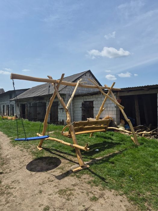 Sprzedam bardzo ładną huśtawke