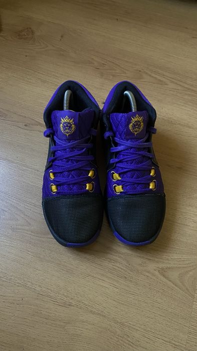 Кросівки Nike LeBron кросовки хайтопи