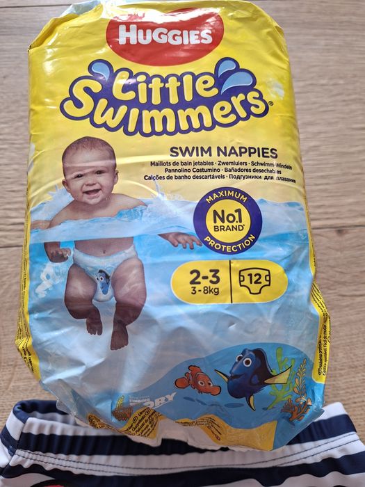 Pieluszki do pływania 3-8 kg,12 szt huggies  + gratis