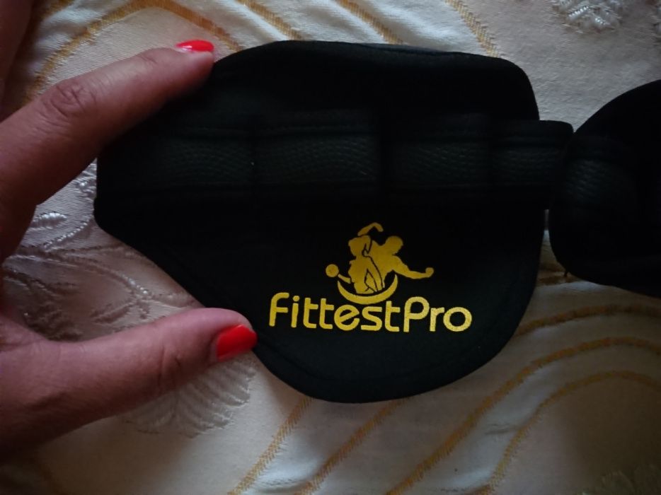 Vendo Luvas/Estafas para Crossfit/Musculação
