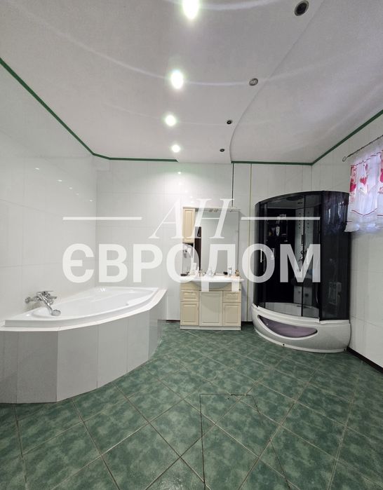 Одобрено женой! Продам дом 225м2 в 10км. от пос. Васищево.