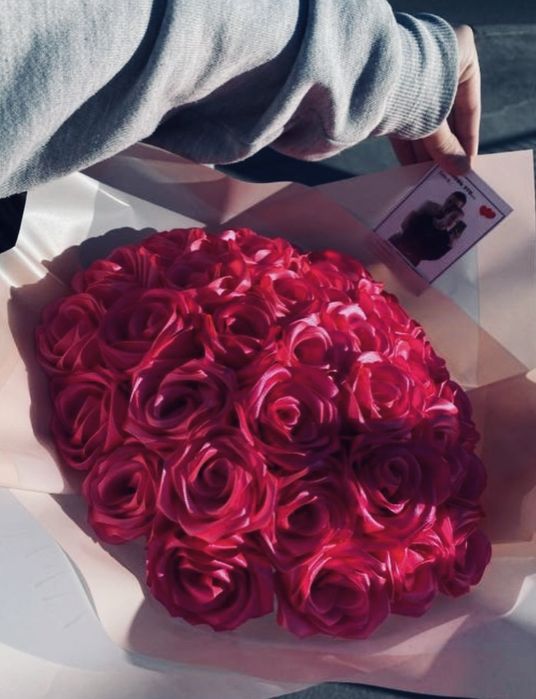 Букетики из атлосных лент